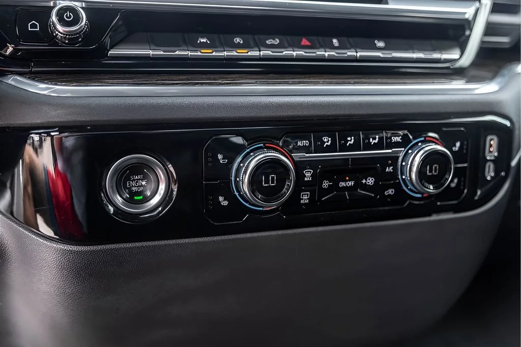 Used 2024 Titanium Rush Metallic GMC Elevation image 21