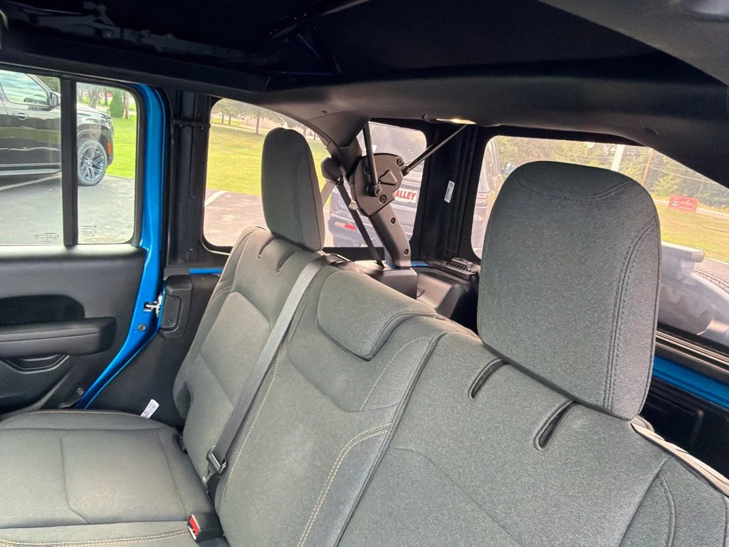 Certified Used 2025 Blue Jeep Sport S image 19