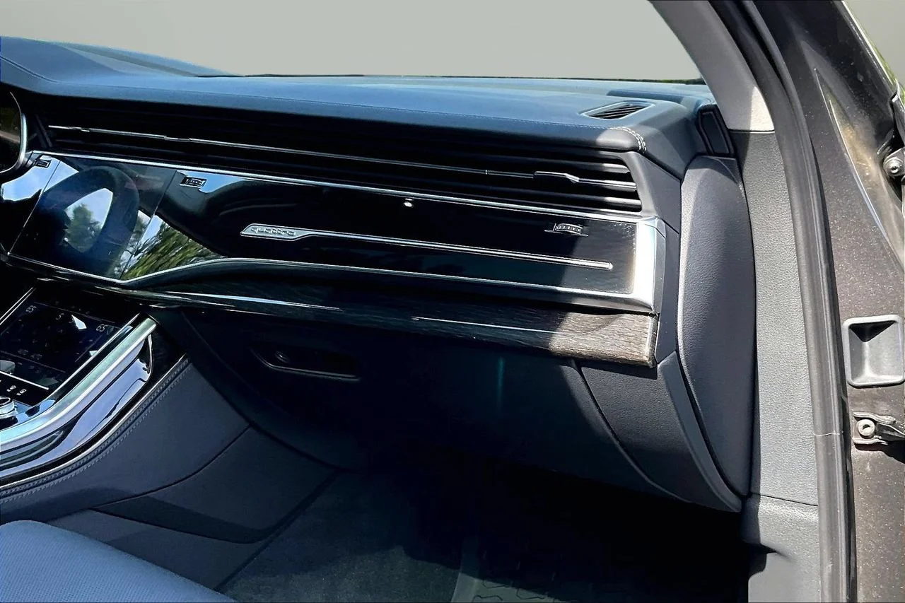 Certified Used 2024  Audi 55 Prestige image 20