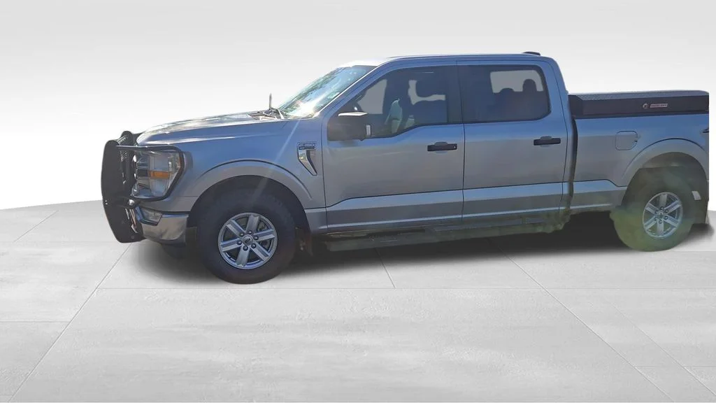Used 2022 Silver Metallic Ford XLT image 4