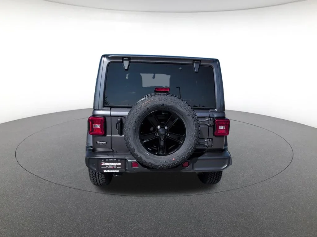 Certified Used 2021 Gray Jeep Unlimited Sahara Altitude image 7