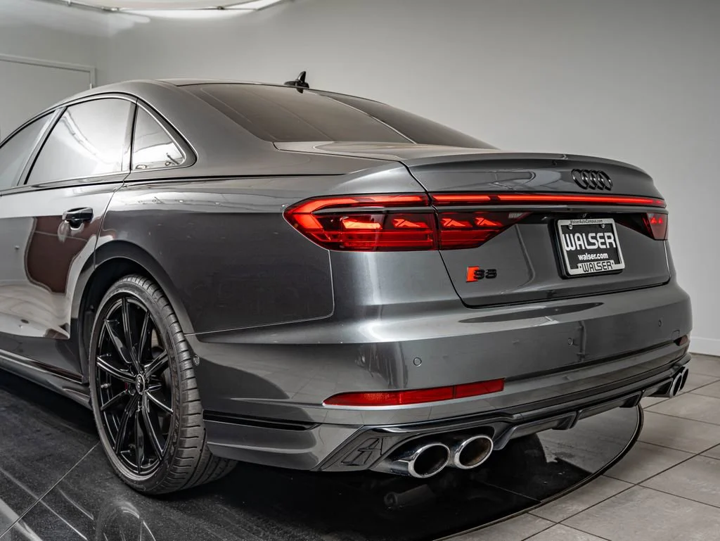 Used 2022 Daytona Gray Audi 4.0T image 19