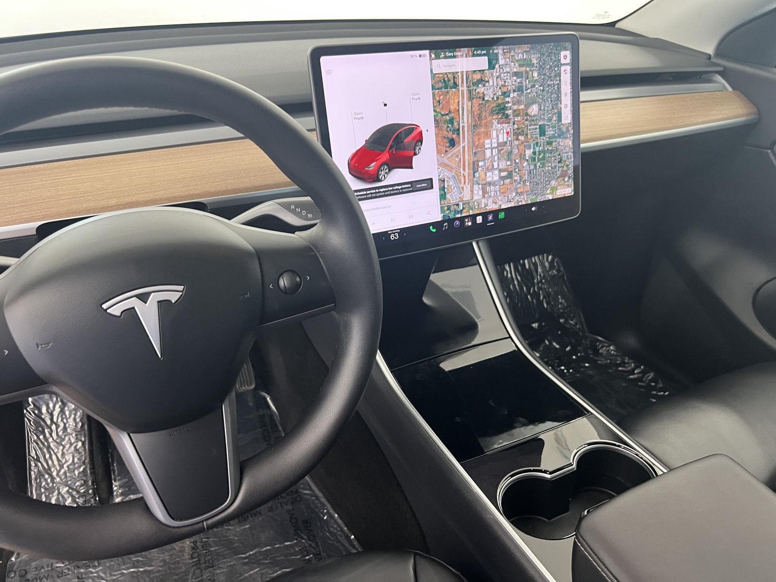 2020 Tesla Model Y Long Range - Photo 18