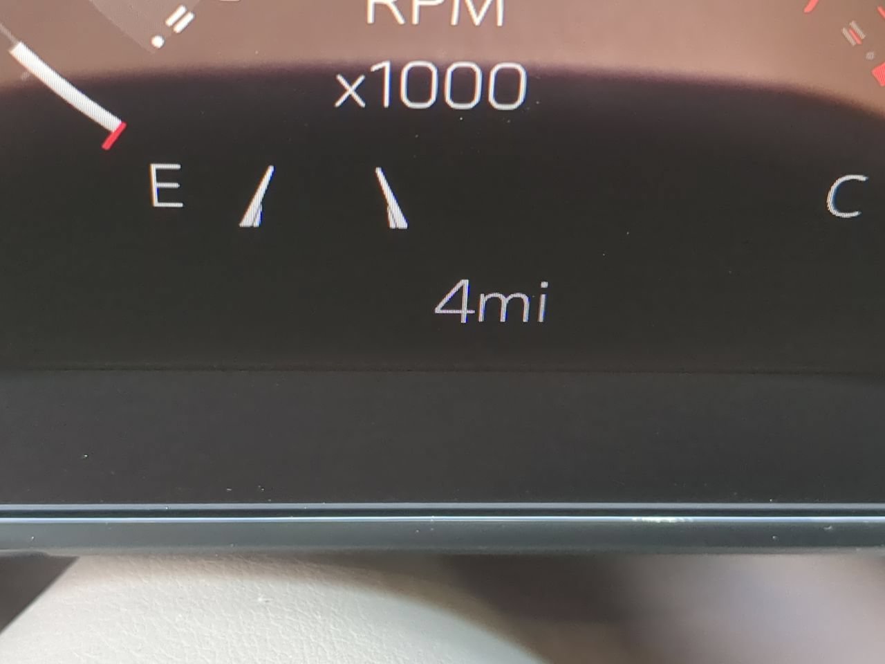 2026 GMC Yukon Denali - Photo 12
