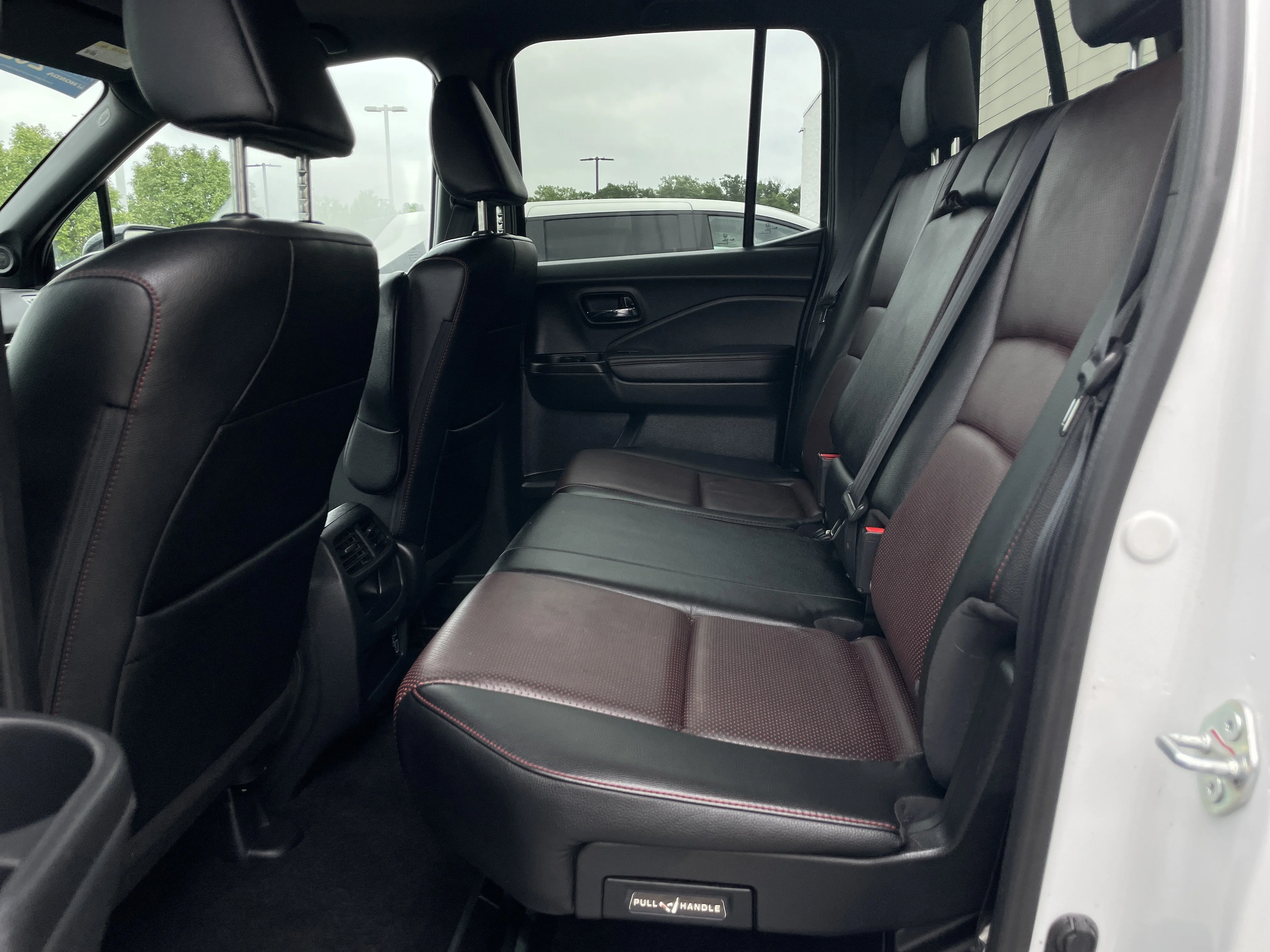 2021 Honda Ridgeline Black Edition - Photo 12
