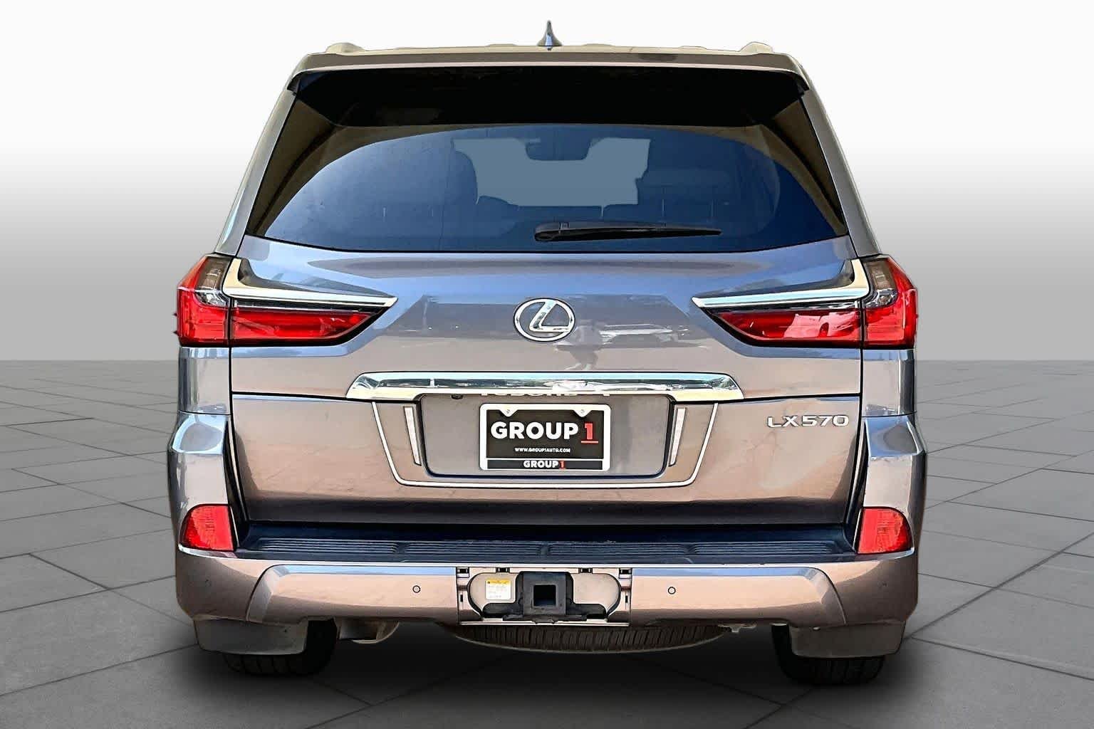 Used 2019 Nebula Gray Pearl Lexus  image 5