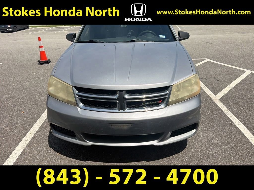 Used 2014 Silver Dodge SE image 4