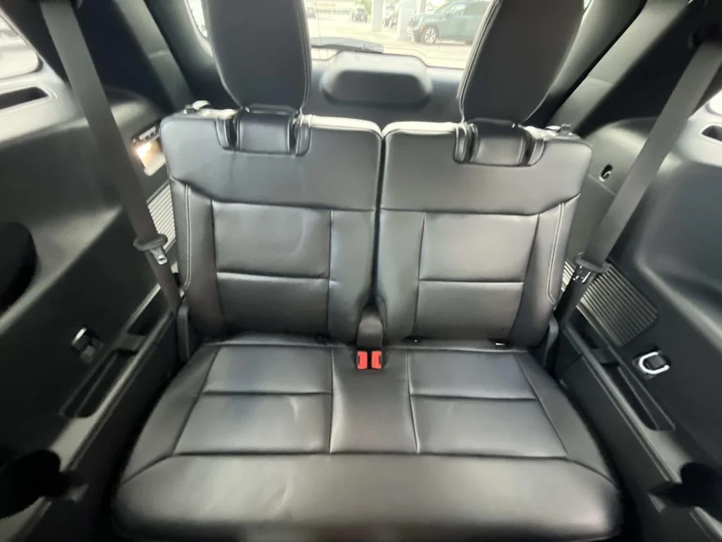 Used 2024 Star White Metallic Tri-Coat Ford ST image 13