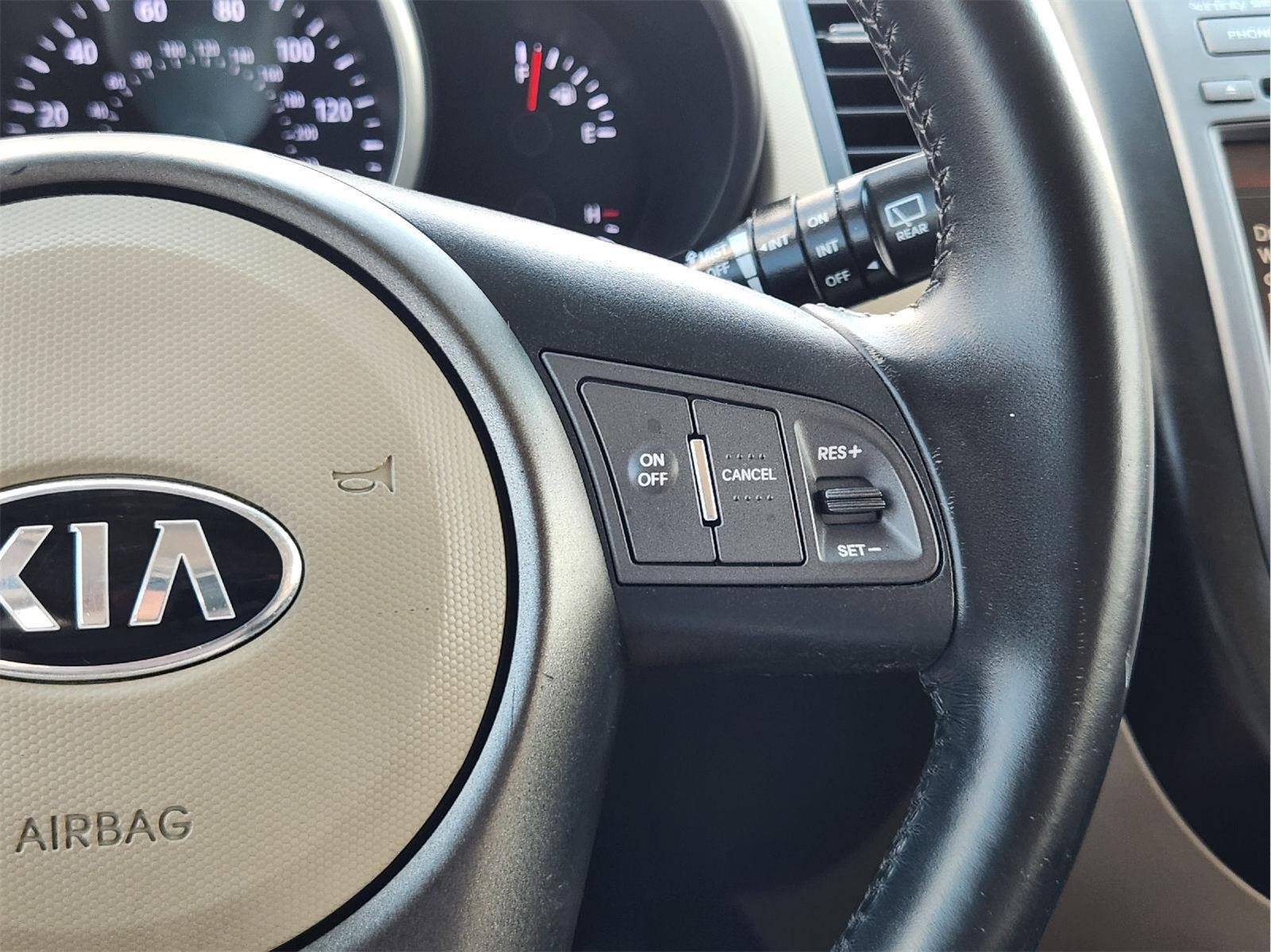 Used 2013 Dune Kia ! image 29