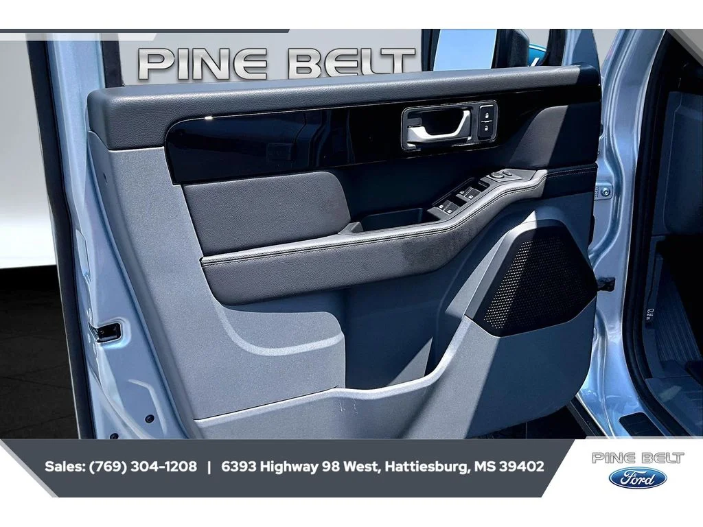 Used 2026 Sterling Silver Metallic Ineos Fieldmaster Edition image 17
