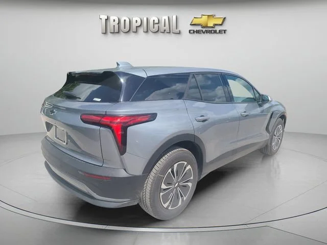 New 2025 Sterling Gray Metallic Chevrolet LT image 5