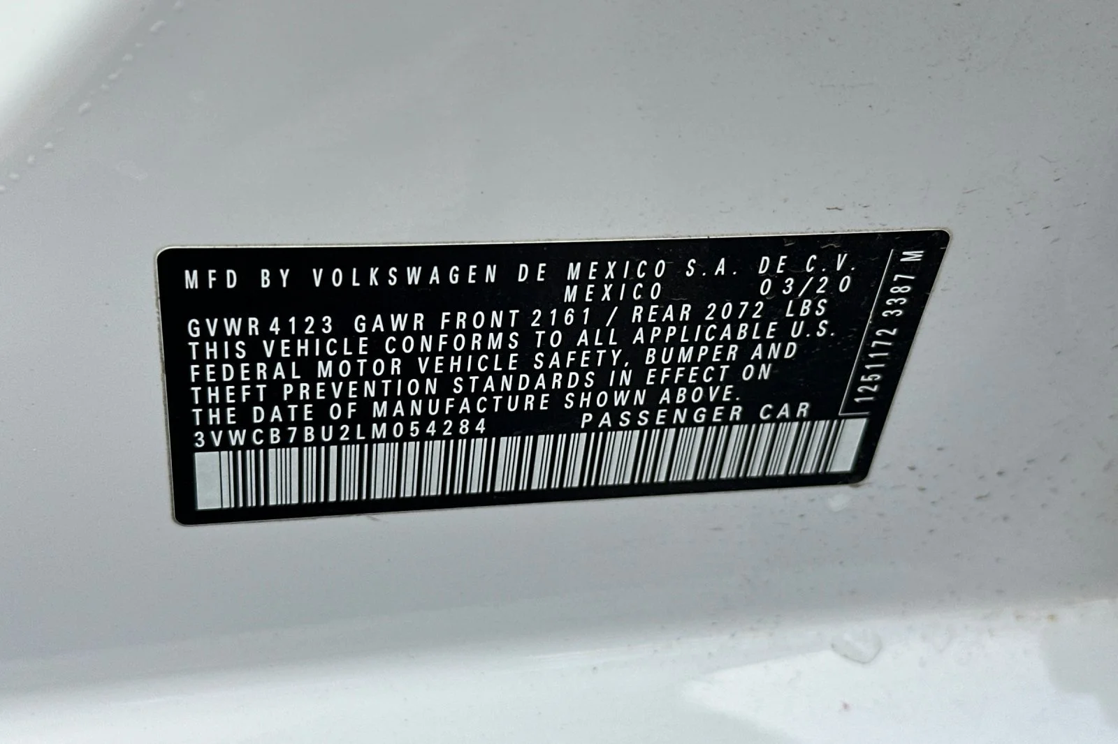 Used 2020 White Volkswagen S image 27