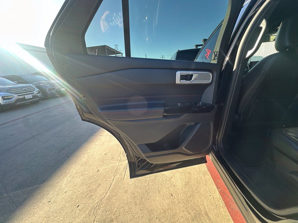 Used 2023 Black Ford ST-Line image 10