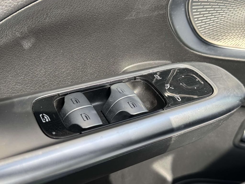Certified Used 2023 Polar White Mercedes-Benz C 300 image 18