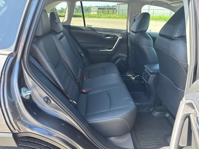 Used 2025 Magnetic Gray Metallic Toyota XLE Premium image 11