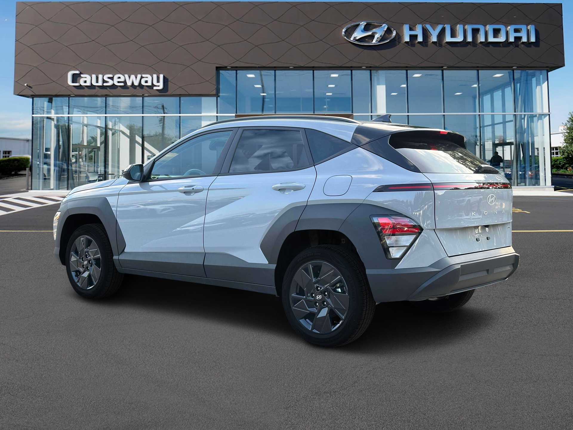 New 2027 Gray Hyundai SEL Sport AWD image 4