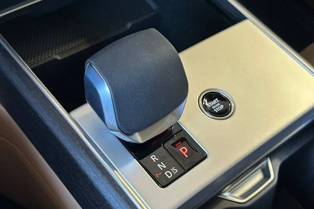 New 2026 Charente Grey Land Rover SE image 20
