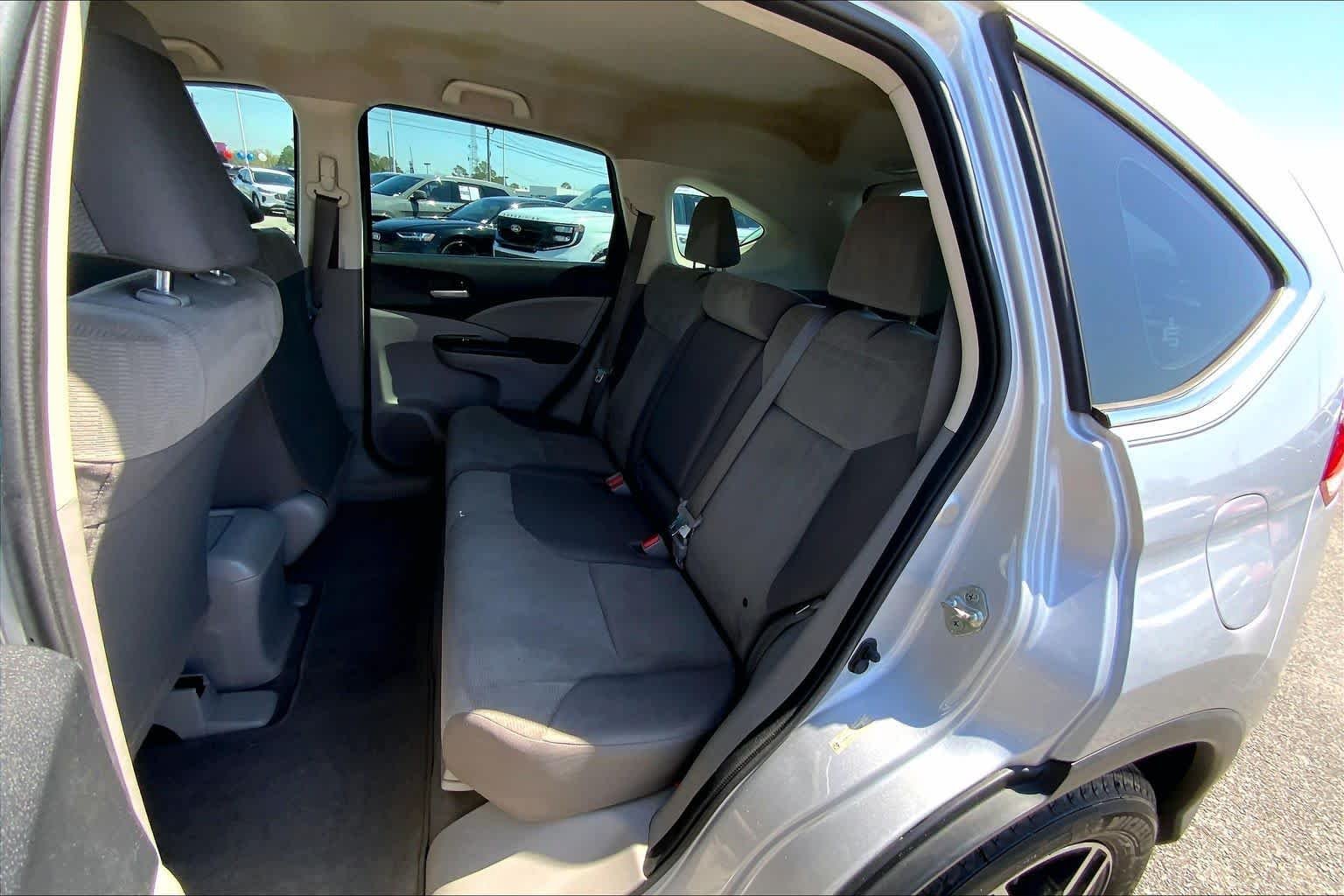 Used 2012 Alabaster Silver Metallic Honda LX image 18