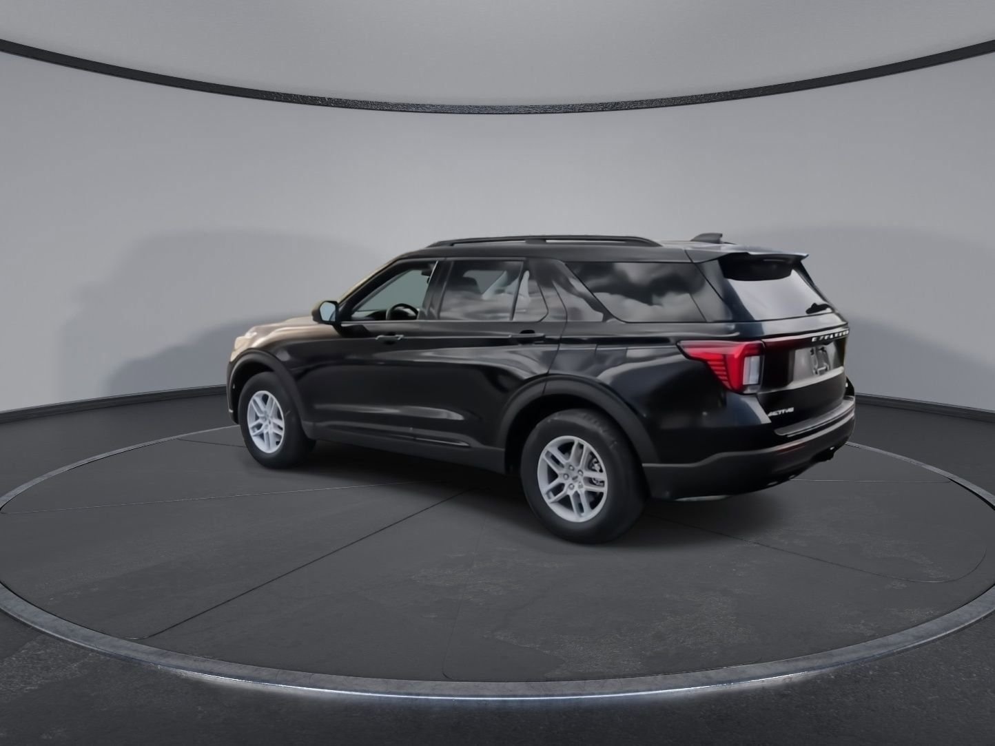 2026 Ford Explorer Active - Photo 6