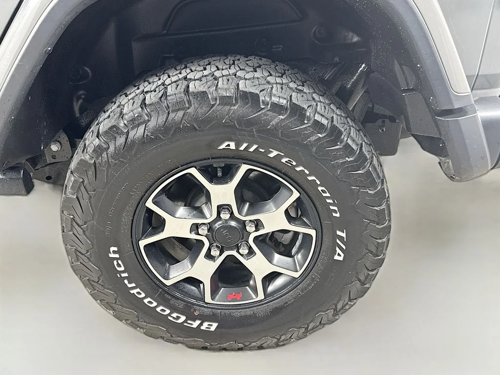 Used 2022 Sting Gray Clearcoat Jeep Unlimited Rubicon image 31