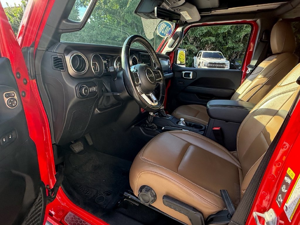 Used 2020 Red Jeep Unlimited Rubicon image 11