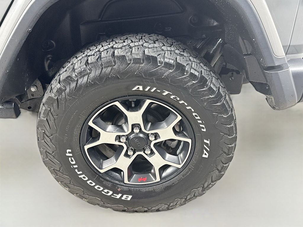 Used 2022 Sting-Gray Clearcoat Jeep Unlimited Rubicon image 31