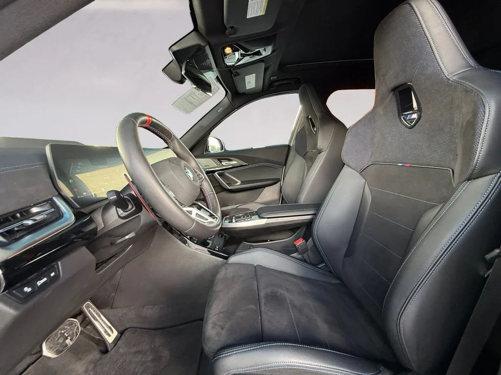 2026 BMW X1 M35i - Photo 10