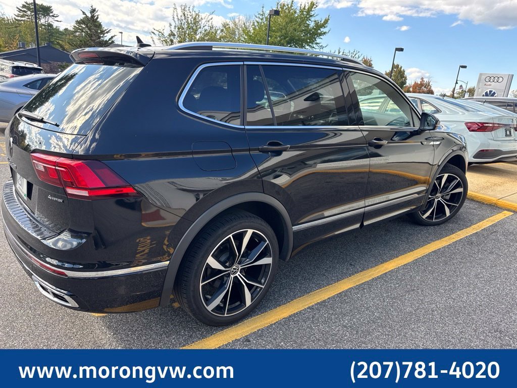 Used 2024 Black Volkswagen 2.0T SEL R-Line image 6