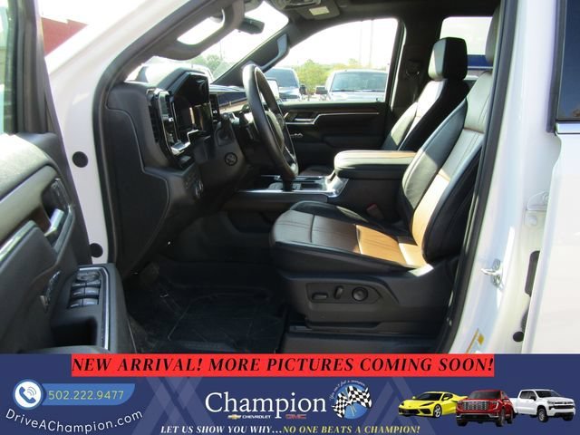 Certified Used 2025 Iridescent Pearl Tricoat Chevrolet High Country image 16