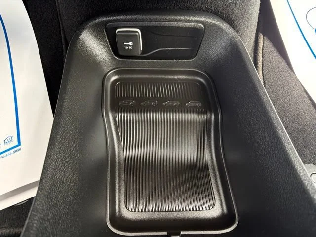Used 2026 Silver Chrysler Select image 39