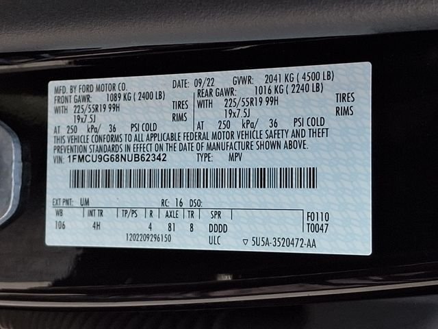 Used 2022 Black Ford SE image 28