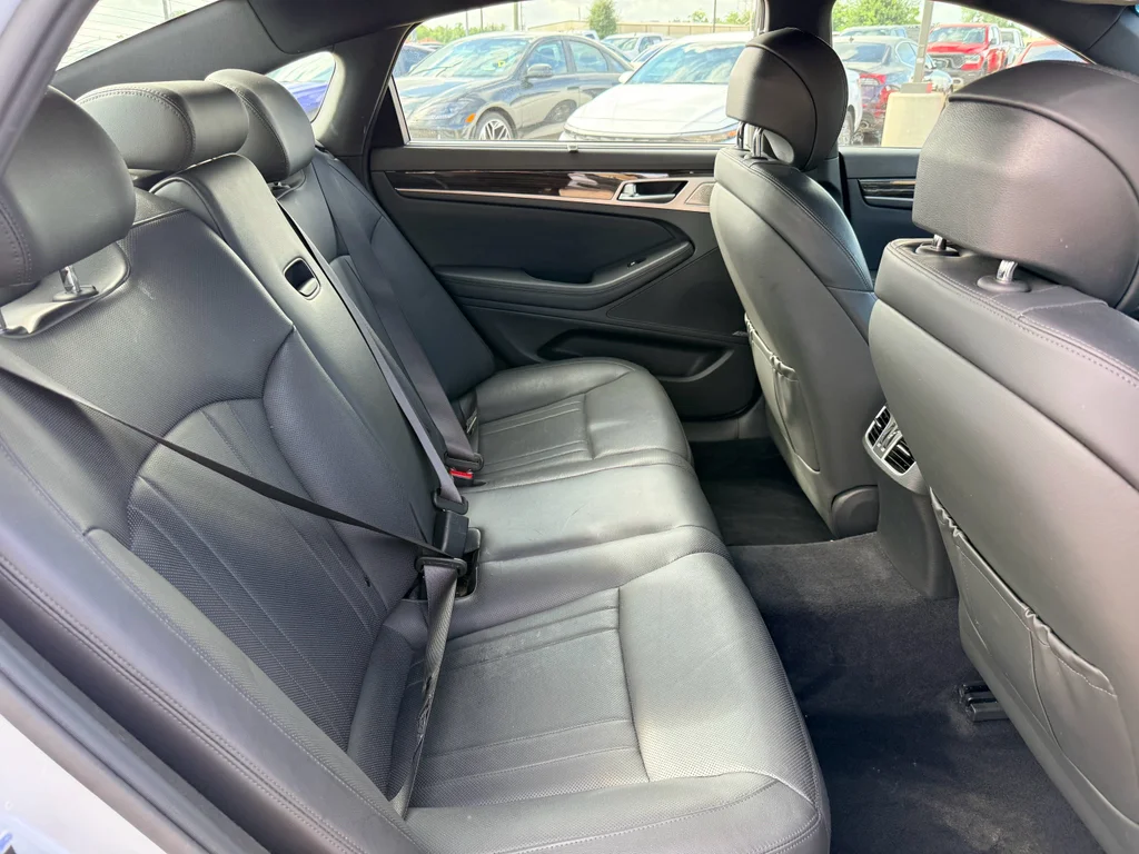 Used 2020 Siberian Ice Genesis 3.8L image 16