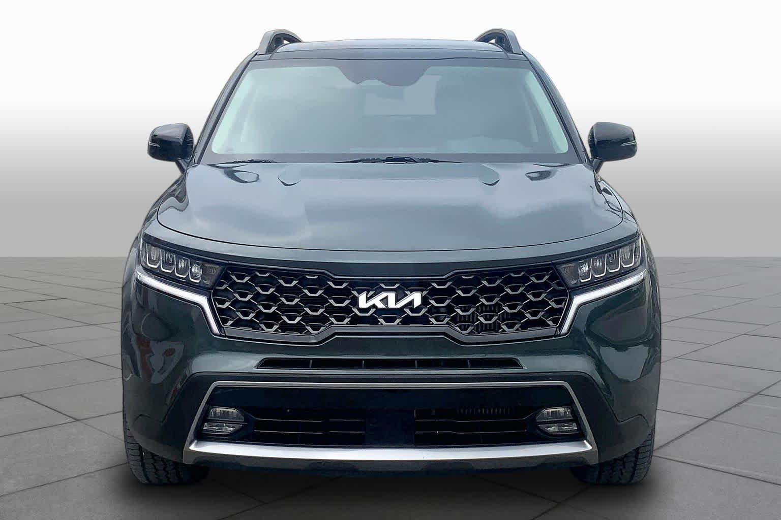 Certified Pre-Owned 2022 Kia Sorento X-Line EX