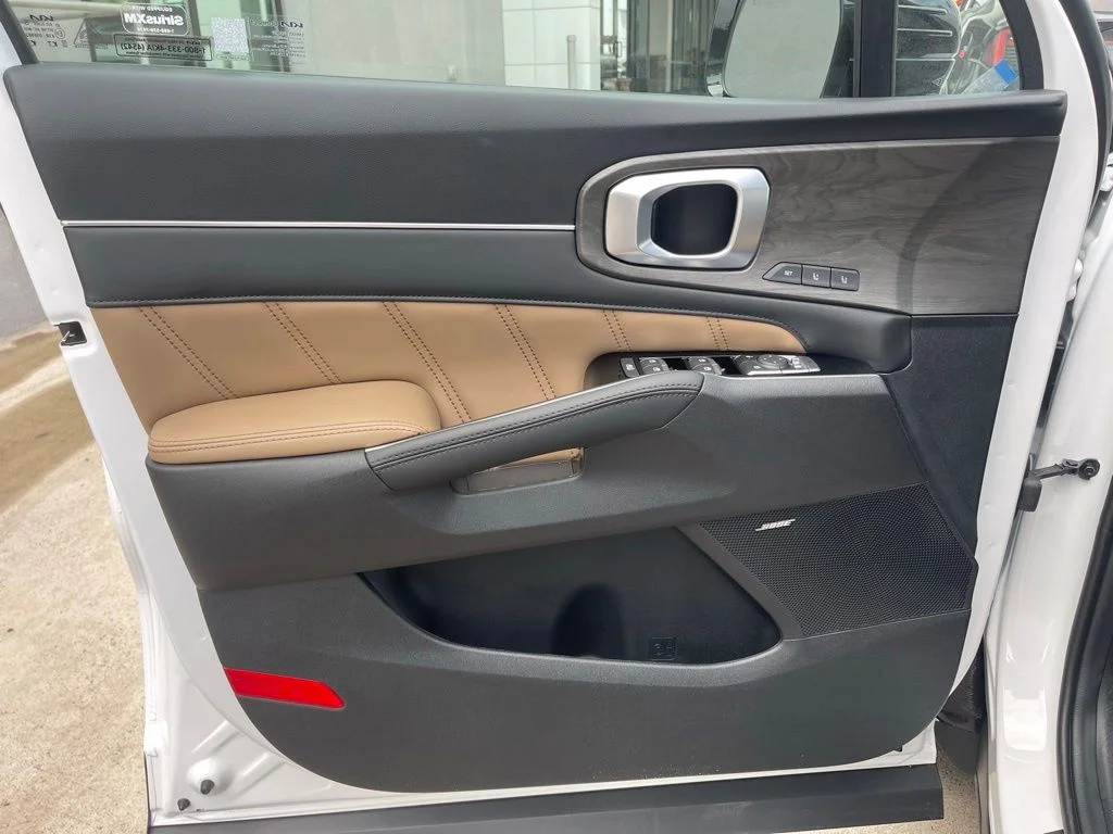 New 2026 White Kia X-Line SX Prestige image 12