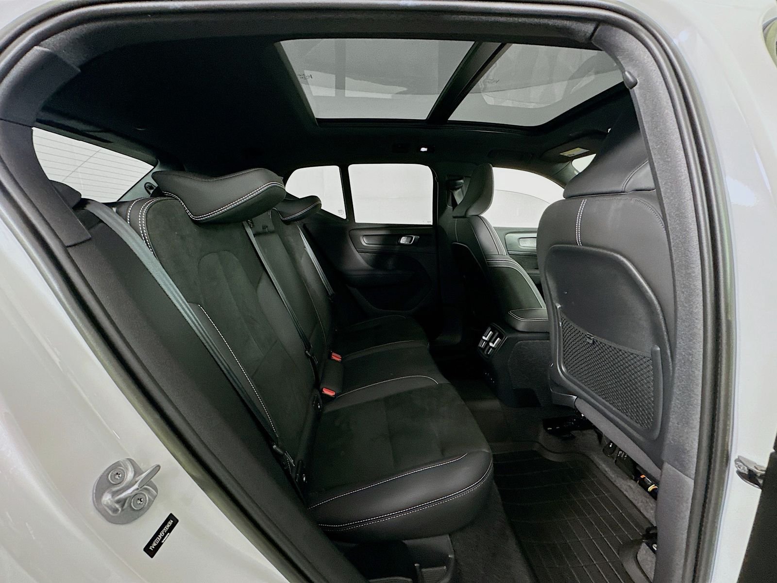Used 2023 Crystal White Volvo Ultimate image 28