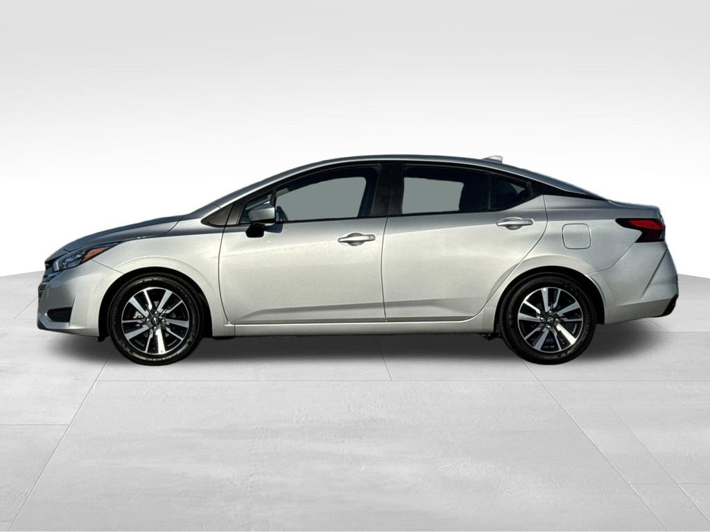 Used 2025 Nissan Versa Sedan SV with VIN 3N1CN8EV9SL861042 for sale in Delano, CA
