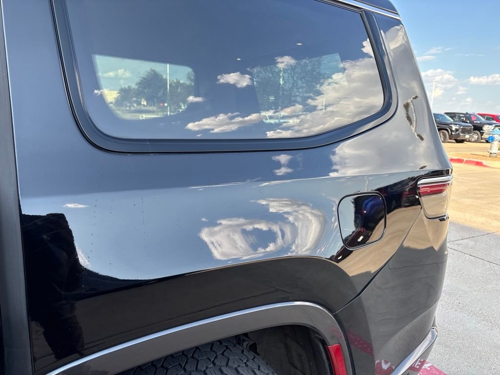 Used 2022 Black Jeep Series I image 8