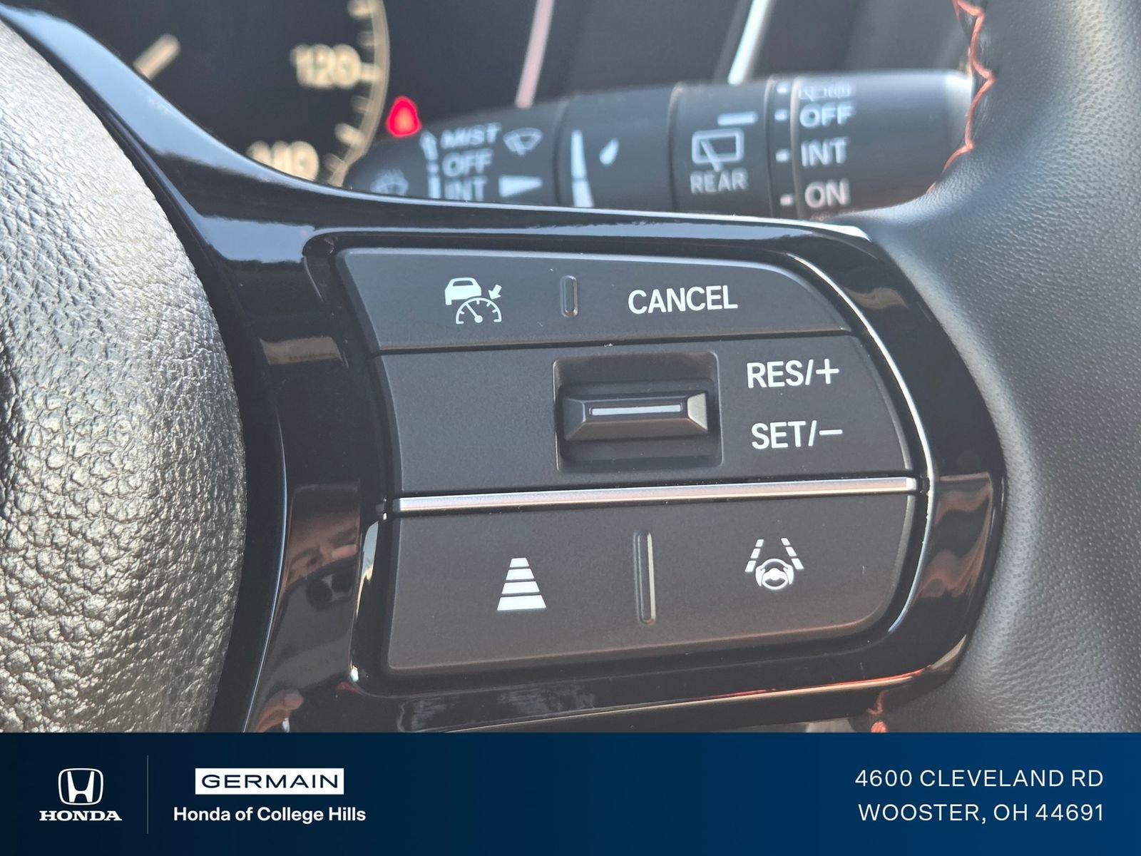 Used 2025 Platinum White Pearl Honda Sport image 30