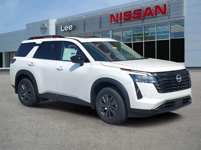 2026 Nissan Pathfinder SV 2WD's photo