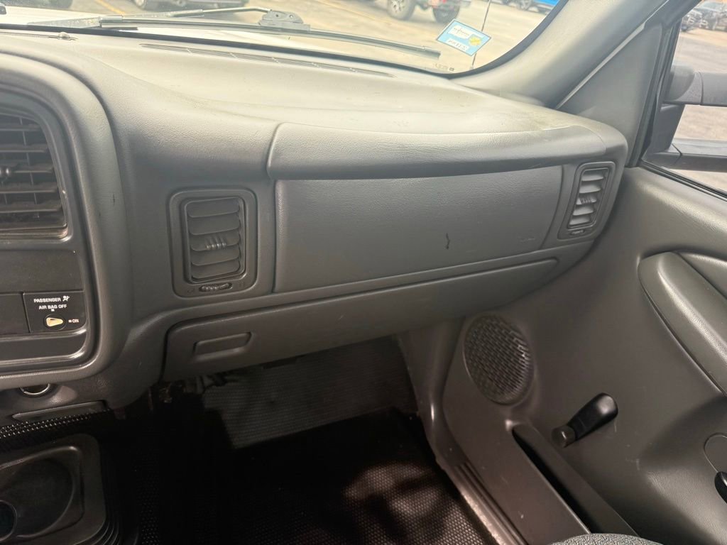 Used 2007 Summit White GMC Work Truck image 20