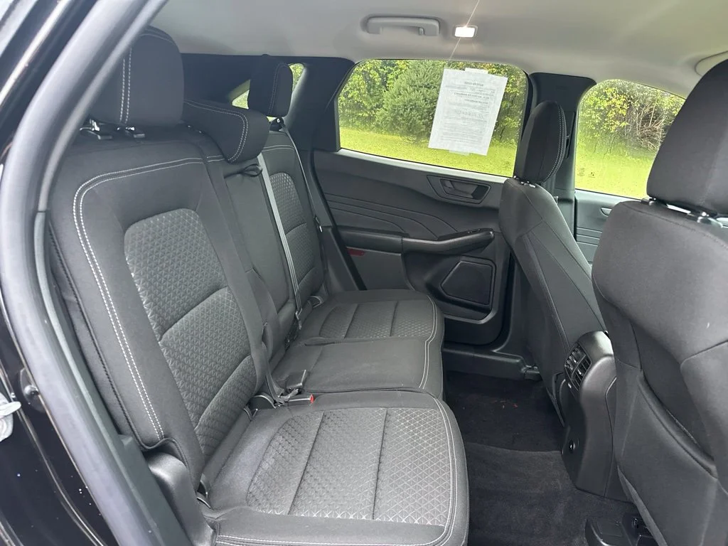 Used 2024 Black Metallic Ford Active image 21