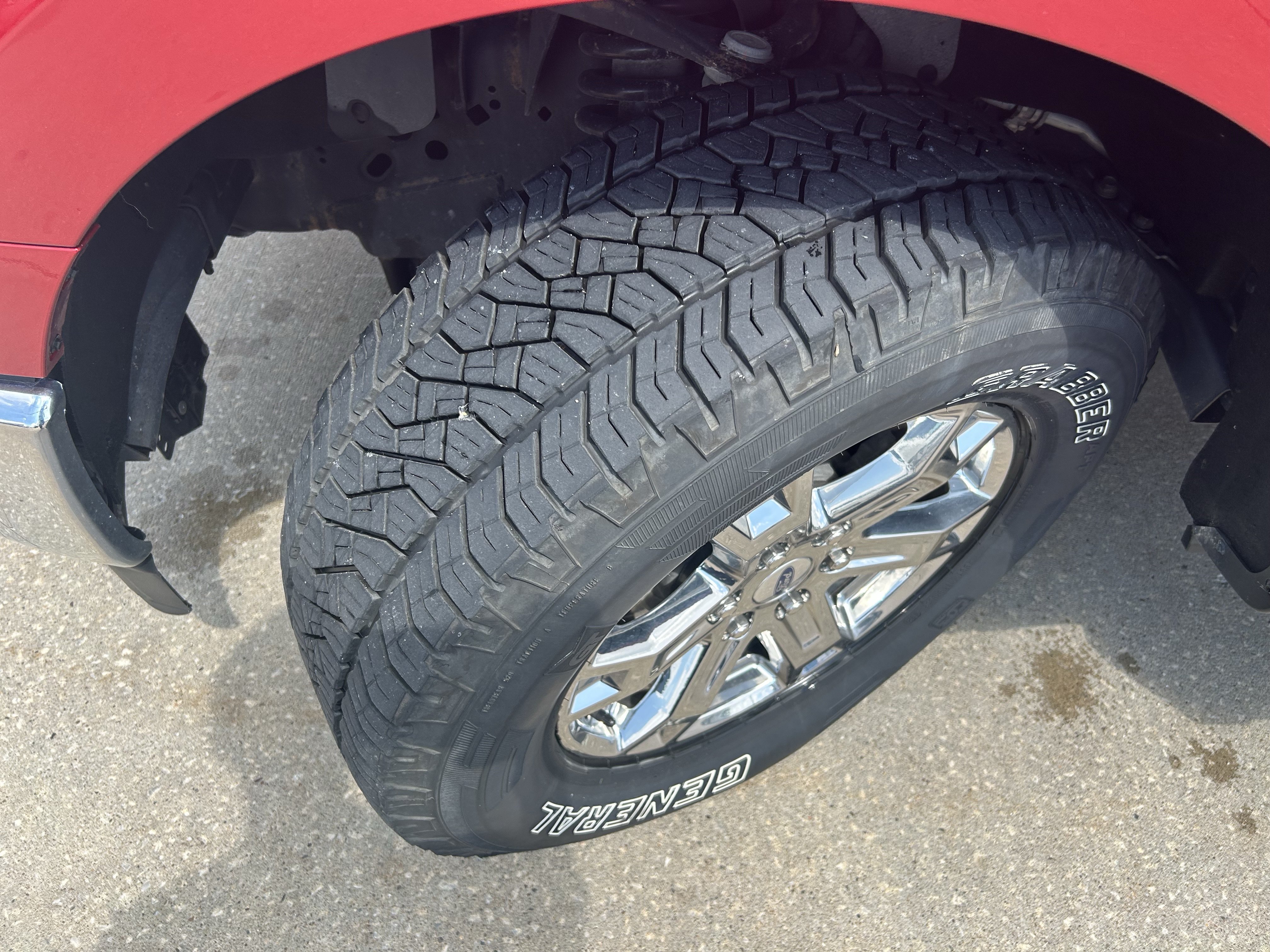 Used 2021 Red Ford LARIAT image 12