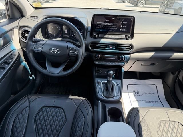 Used 2023 White Hyundai SEL image 20