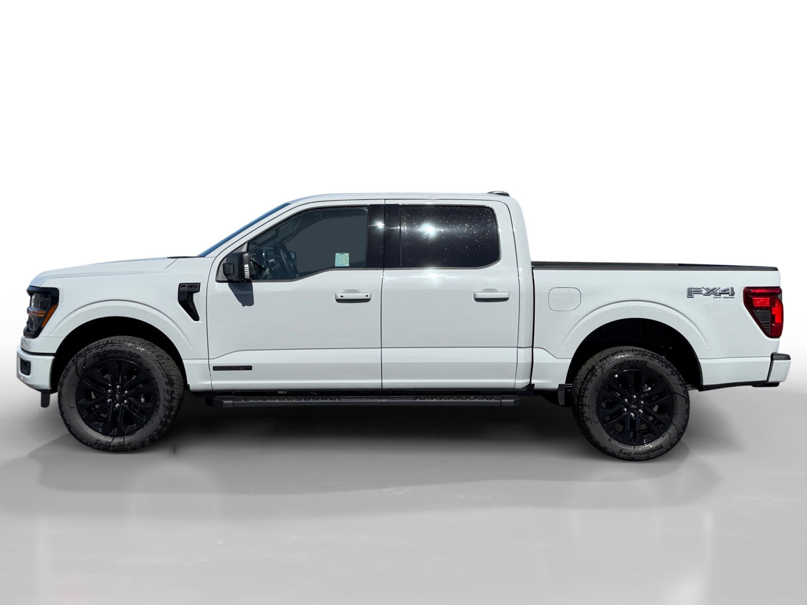 New 2026 Avalanche Ford XLT Hybrid image 2