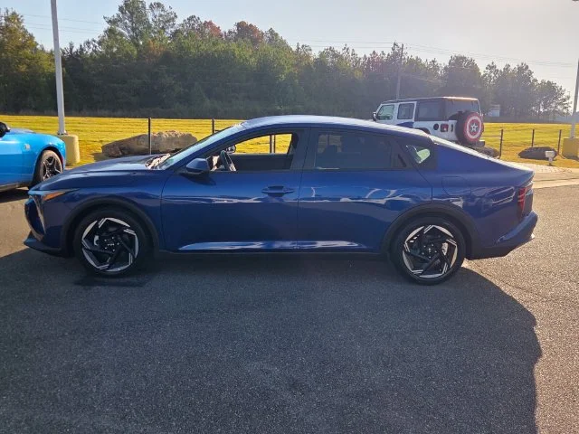 Used 2025 Blue Kia EX image 4