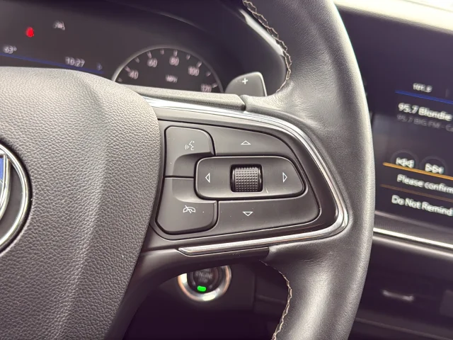 Used 2022 White Buick Preferred image 17