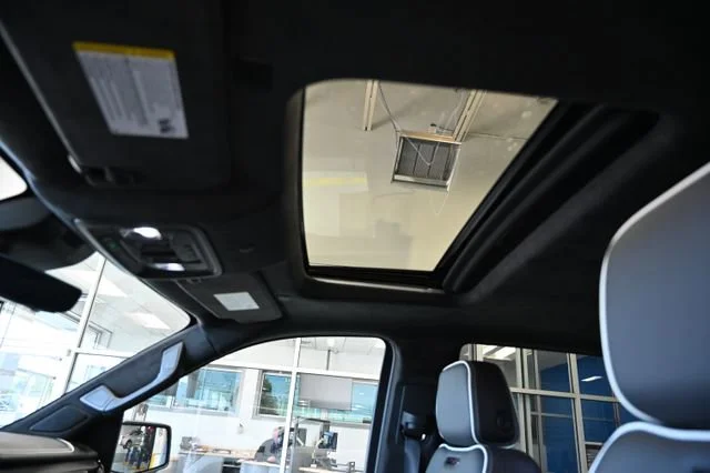 2025 GMC Sierra 1500 AT4X - Photo 24