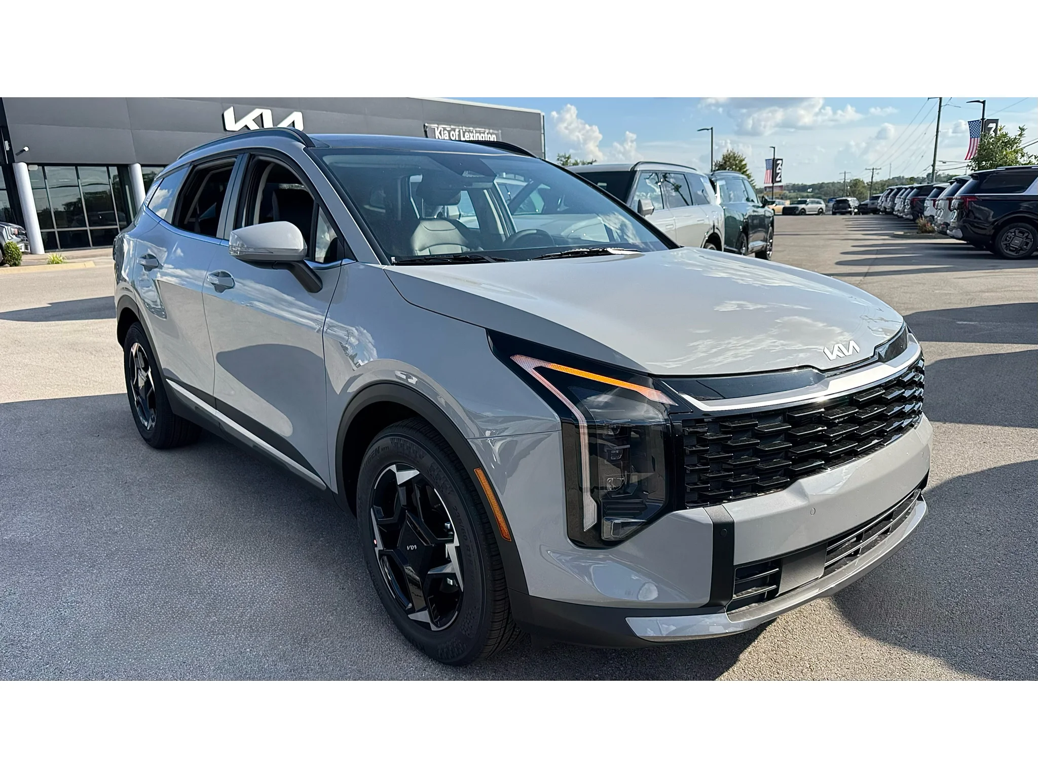 New 2027 Wolf Gray Kia EX image 2