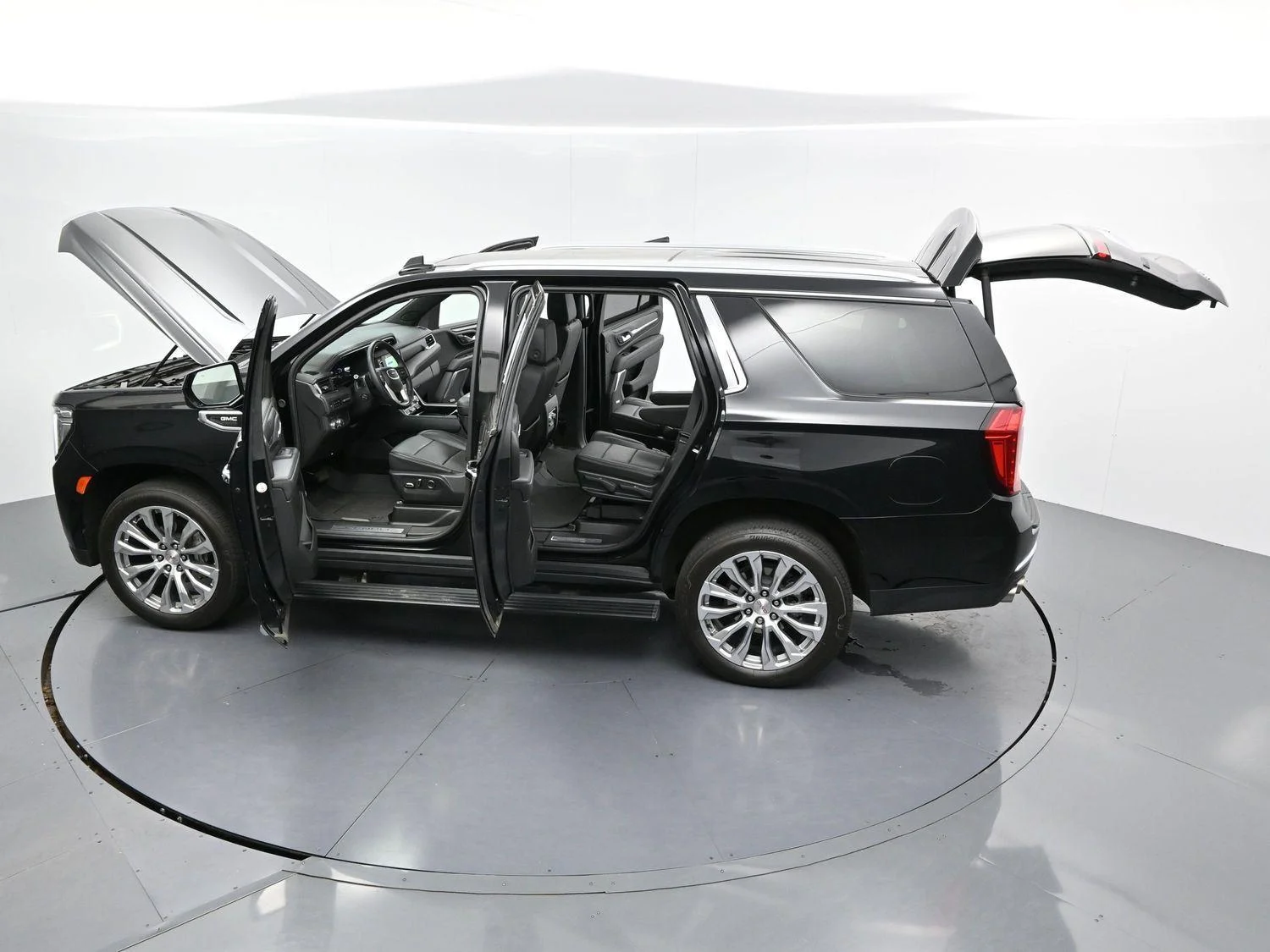Used 2024 Onyx Black GMC Denali image 48