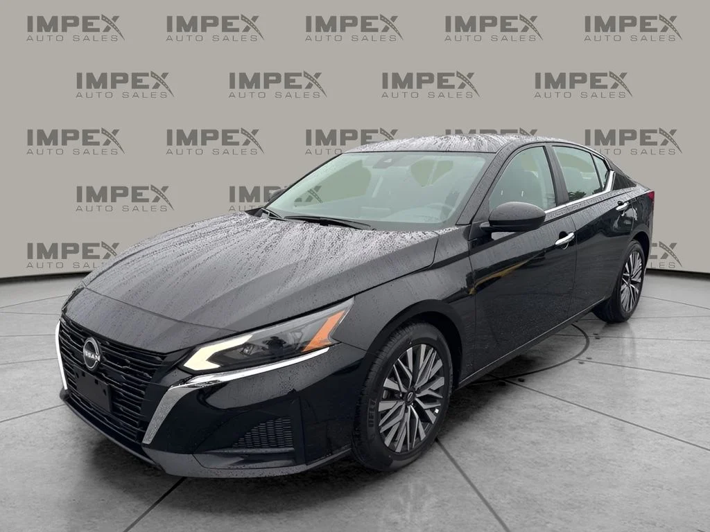 Used 2025 Black Nissan 2.5 SV image 1